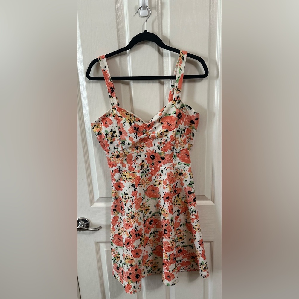 NWOT Almost Famous Sweetheart Neck Floral Fit N Flare Summer Dress. Size XL.